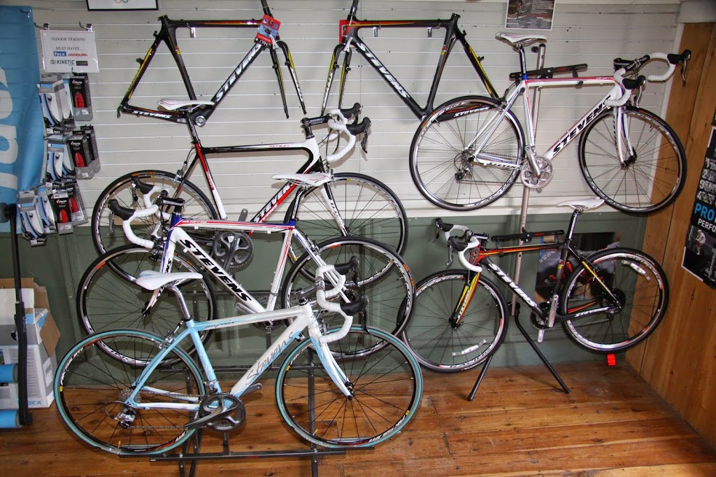 The Hub Bicycle Shop | 22 Queen St W, Cambridge, ON N3C 1G1, Canada | Phone: (519) 249-1473