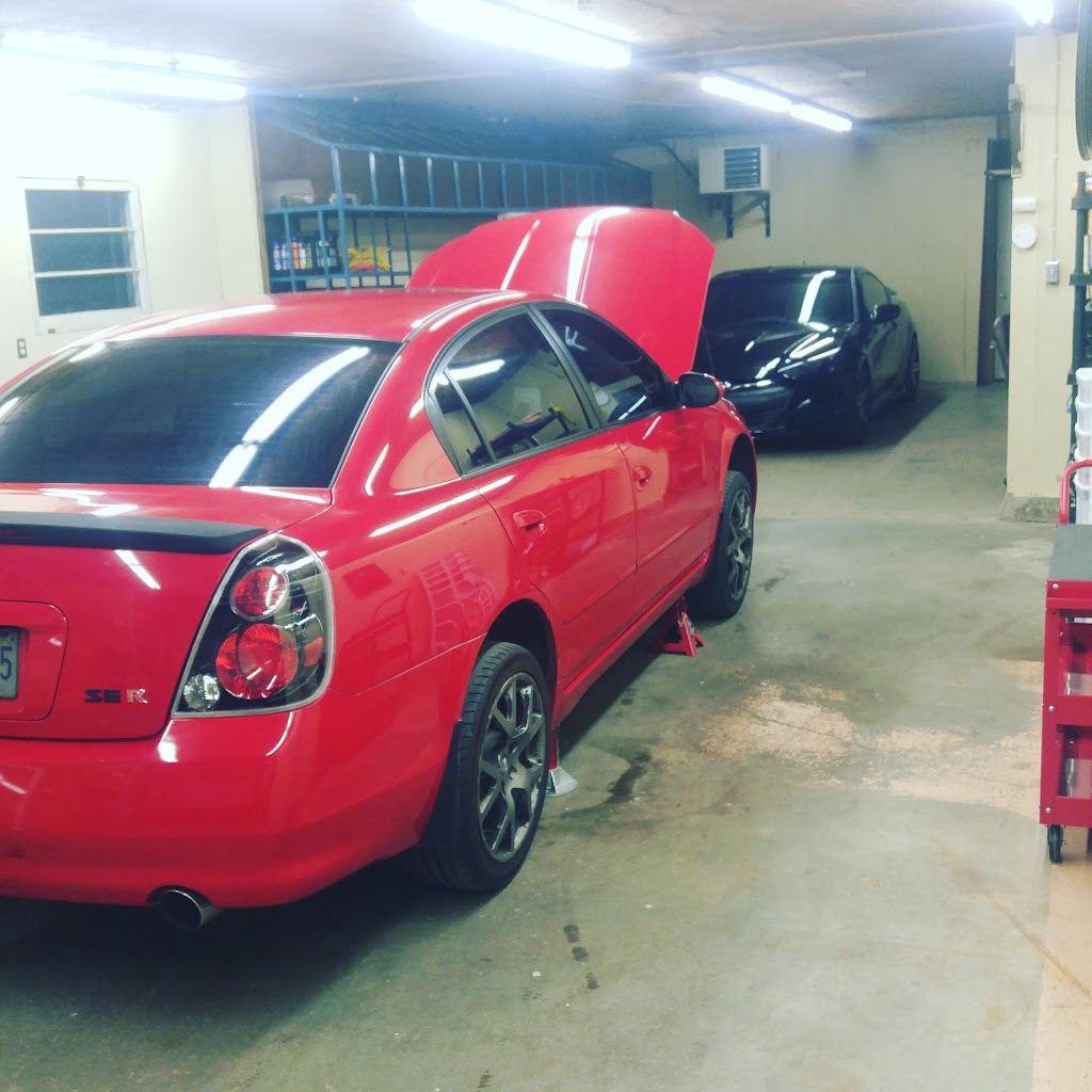 Royal Customs | 266 Huron St, Stratford, ON N5A 5T2, Canada | Phone: (519) 801-8786
