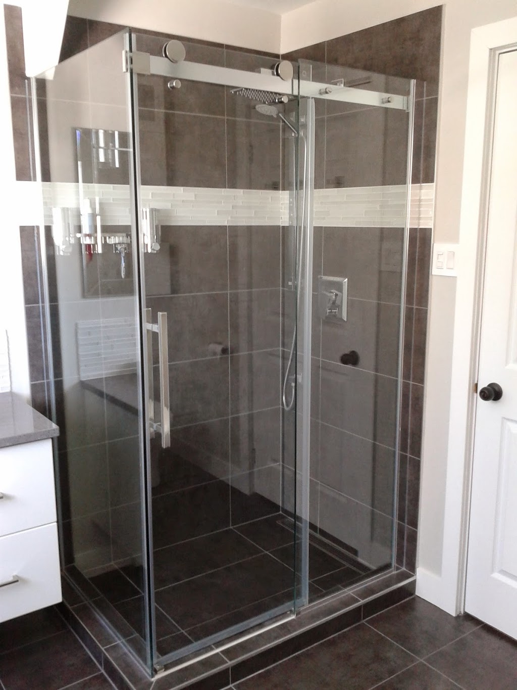 Construction Domanco | 3262, rue du Lac-Miroir, Shipshaw, QC G7P 1S9, Canada | Phone: (418) 817-8602
