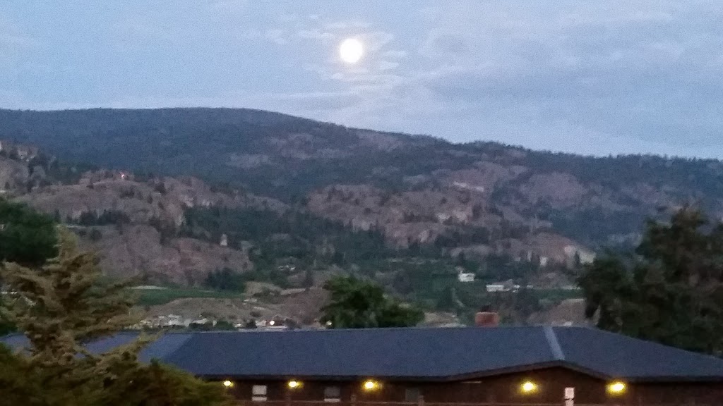 South Beach Gardens Tent and RV Park | 3815 Skaha Lake Rd, Penticton, BC V2A 6G8, Canada | Phone: (250) 492-0628