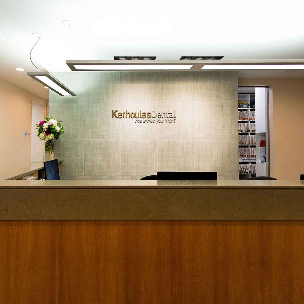 Kerhoulas Dental | 35 Thomas St, Mississauga, ON L5M 1Y6, Canada | Phone: (905) 821-3423