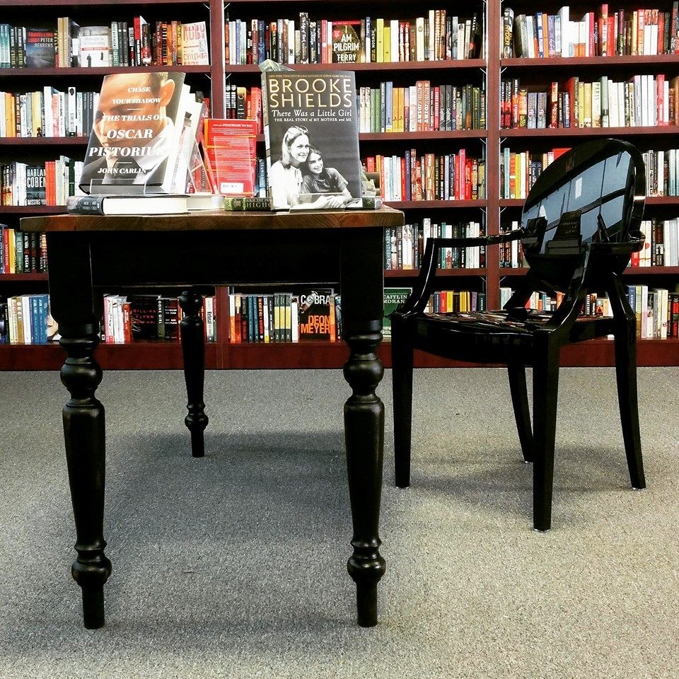 Librairie Clio | 245 Plaza, Pointe-Claire, QC H9R 3J1, Canada | Phone: (514) 695-5557