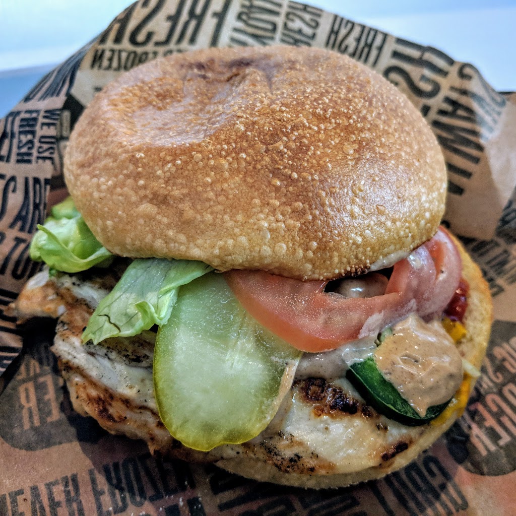 Big Smoke Burger | 261055 Crossiron Blvd, Rocky View No. 44, AB T4A 0G3, Canada | Phone: (403) 971-1927