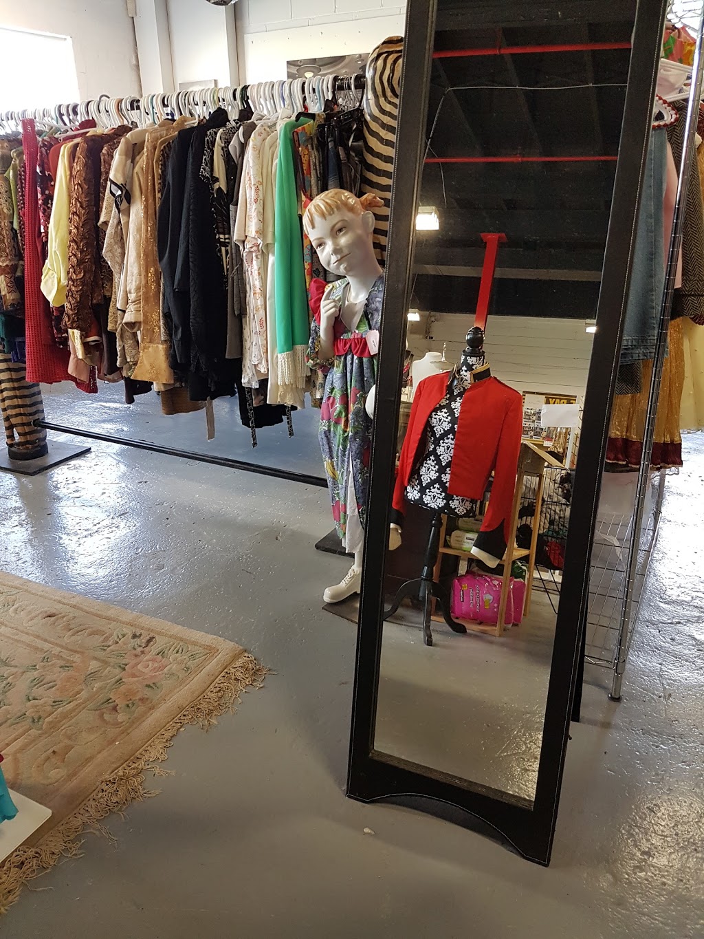 Deseronto Waterside Market & Storage | 240 Main St, Deseronto, ON K0K 1X0, Canada | Phone: (613) 396-2819