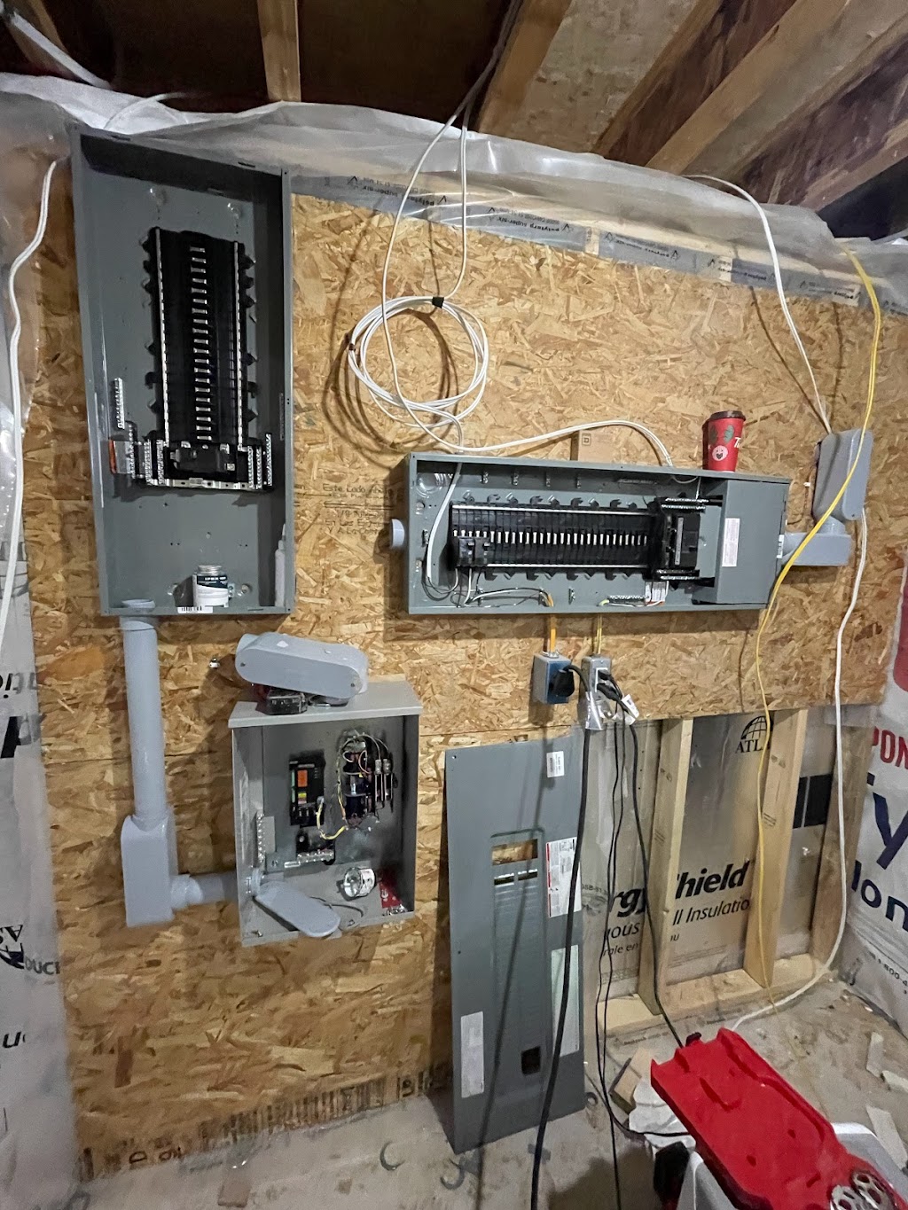 On Trends Electrical Servcies | 63 Regency Dr, Clifford, ON N0G 1M0, Canada | Phone: (226) 622-2509