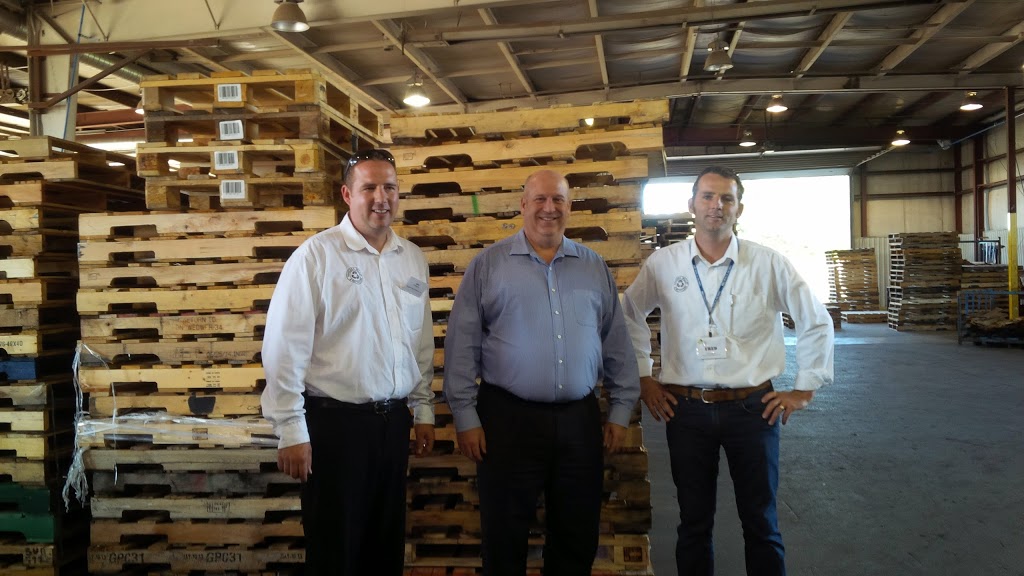 Niagara Pallet | 2906 S Grimsby Road 8, Smithville, ON L0R 2A0, Canada | Phone: (844) 322-7543