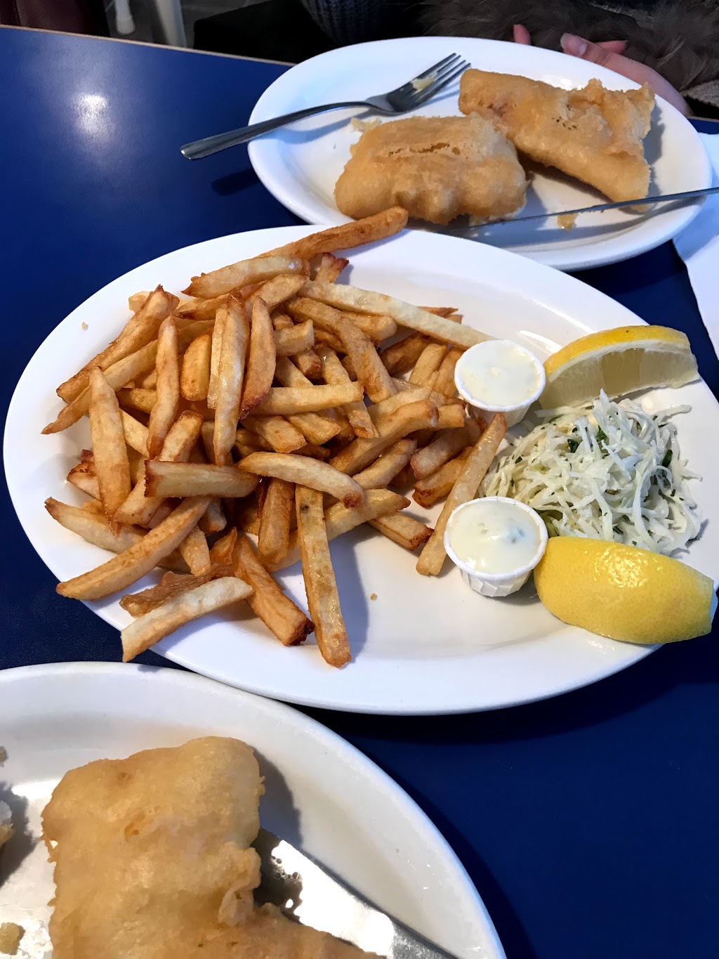 Captain Georges Fish & Chips | 5505 Main St, Whitchurch-Stouffville, ON L4A 7X5, Canada | Phone: (905) 640-1999
