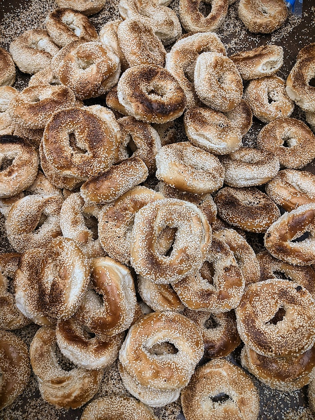 St-Viateur Bagel | 340 Blvd. Marcel-Laurin, Saint-Laurent, QC H4M 2L4, Canada | Phone: (514) 747-1649