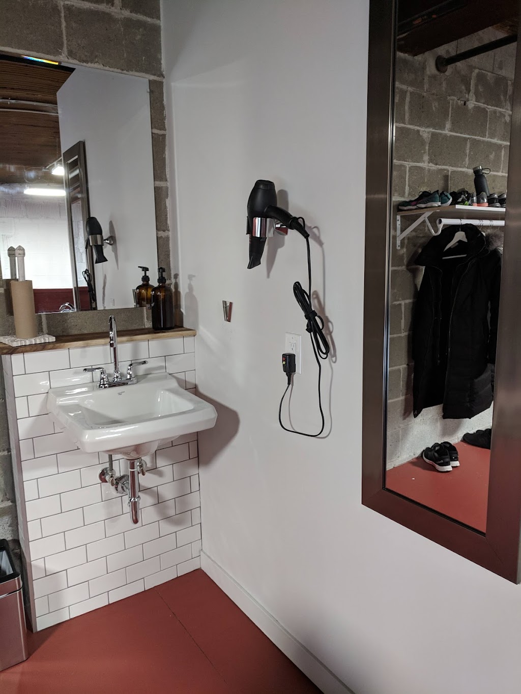 La Fitnesserie | 1102 Rue de lÉglise, Verdun, QC H4G 2N5, Canada | Phone: (438) 886-6530