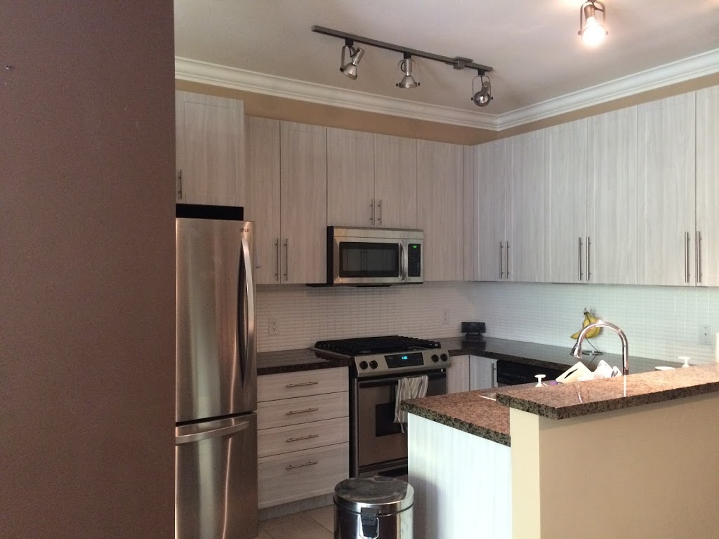 Cabinnova Kitchens | 15280 Royal Ave, White Rock, BC V4B 1M6, Canada | Phone: (778) 987-8428
