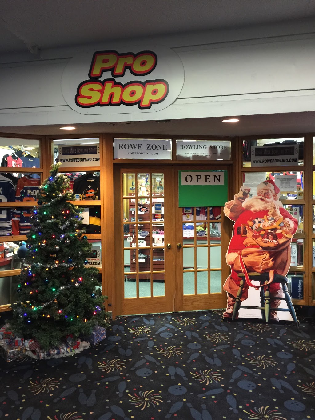 Rowe Zone Bowling Store | 4065 Harvester Rd, Burlington, ON L7L 5J1, Canada | Phone: (905) 268-0117