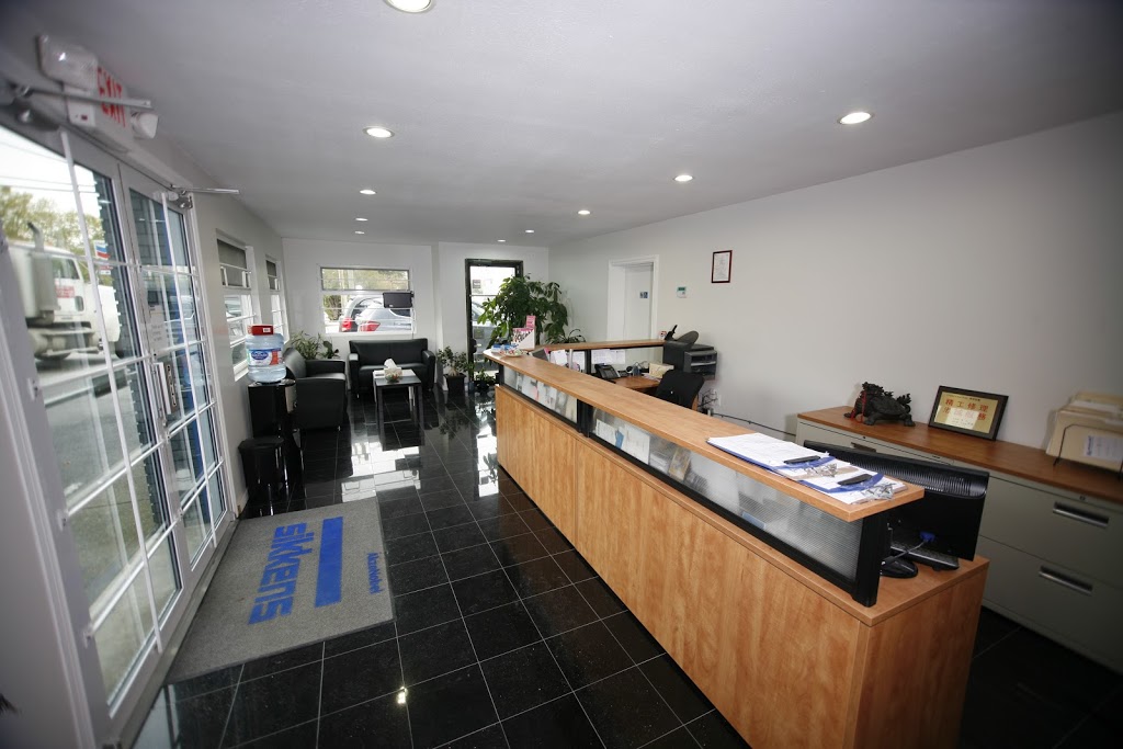 Charlies Auto Body | 6975 Curragh Ave, Burnaby, BC V5J 4V6, Canada | Phone: (604) 569-3313