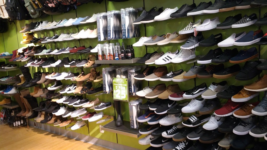 Boathouse | 1555 Regent Ave. W, Winnipeg, MB R2C 4J2, Canada | Phone: (204) 661-4716