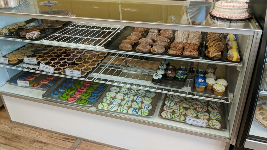 Spicers Bakery in Lambeth | 2386 Main St #1, London, ON N6P 1A9, Canada | Phone: (519) 281-5438