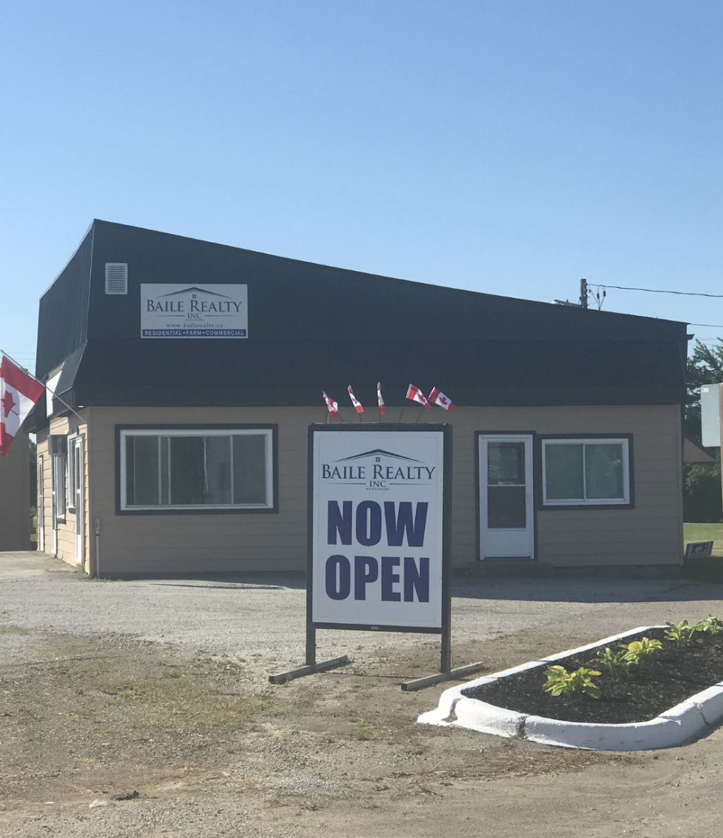 Baile Realty | 5434 Nauvoo Rd, Watford, ON N0M 2S0, Canada | Phone: (519) 381-1790
