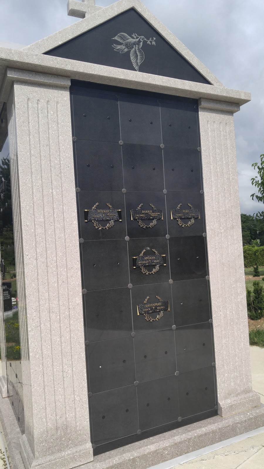 Parkview Cemetery & Crematorium | 335 University Ave, Waterloo, ON N2J 4A8, Canada | Phone: (519) 725-9280