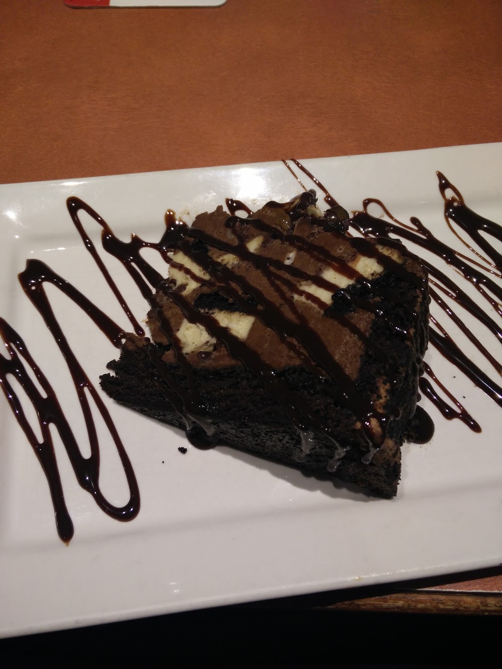 Boston Pizza | 2729 Pembina Hwy, Winnipeg, MB R3T 2H5, Canada | Phone: (204) 261-7111