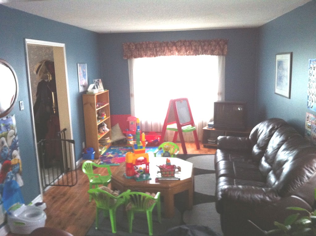 Sharon Home Daycare | 44 Parnham Crescent, Sharon, ON L0G 1V0, Canada | Phone: (905) 478-8405