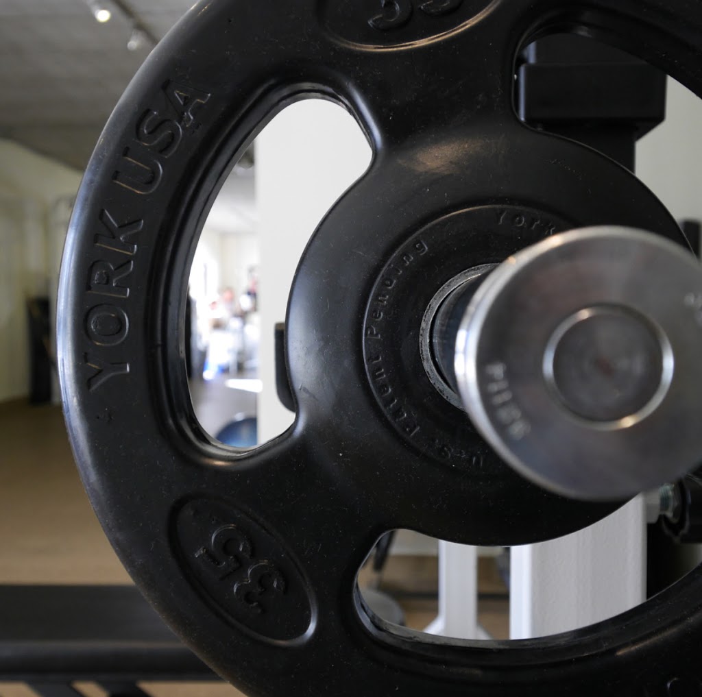 Roseland Health & Fitness | 405 Guelph Line, Burlington, ON L7R 3L4, Canada | Phone: (289) 337-0407