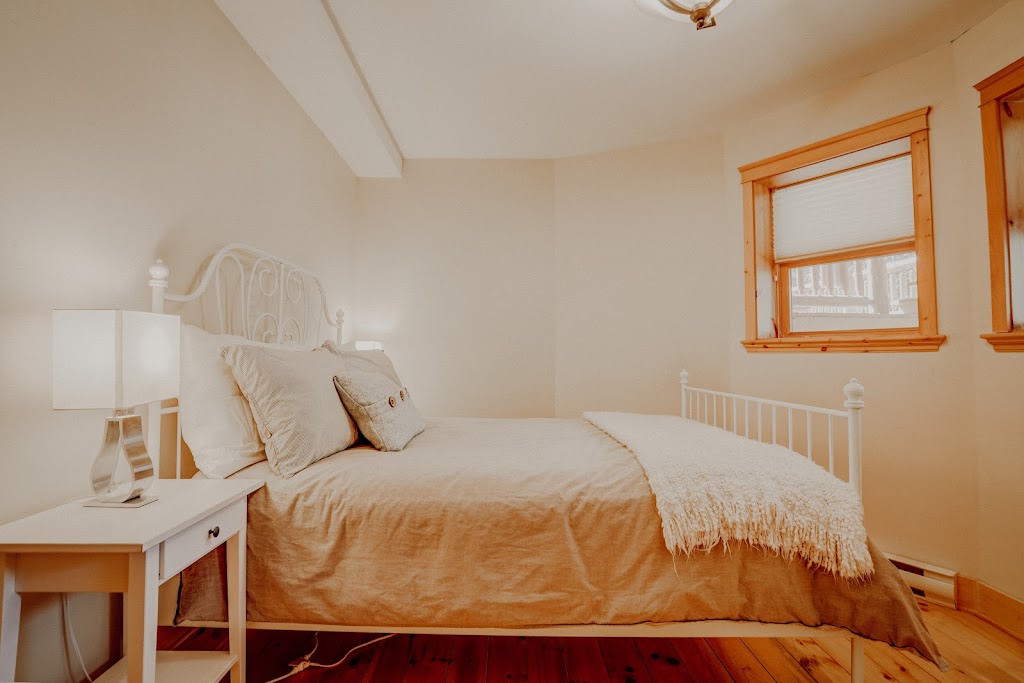Chalet no. 53 by Fiddler Lake Resort (Cerf-Deer) | 48 Chem. Fiddleridge Resort, Mille-Isles, QC J0R 1A0, Canada | Phone: (438) 925-7727