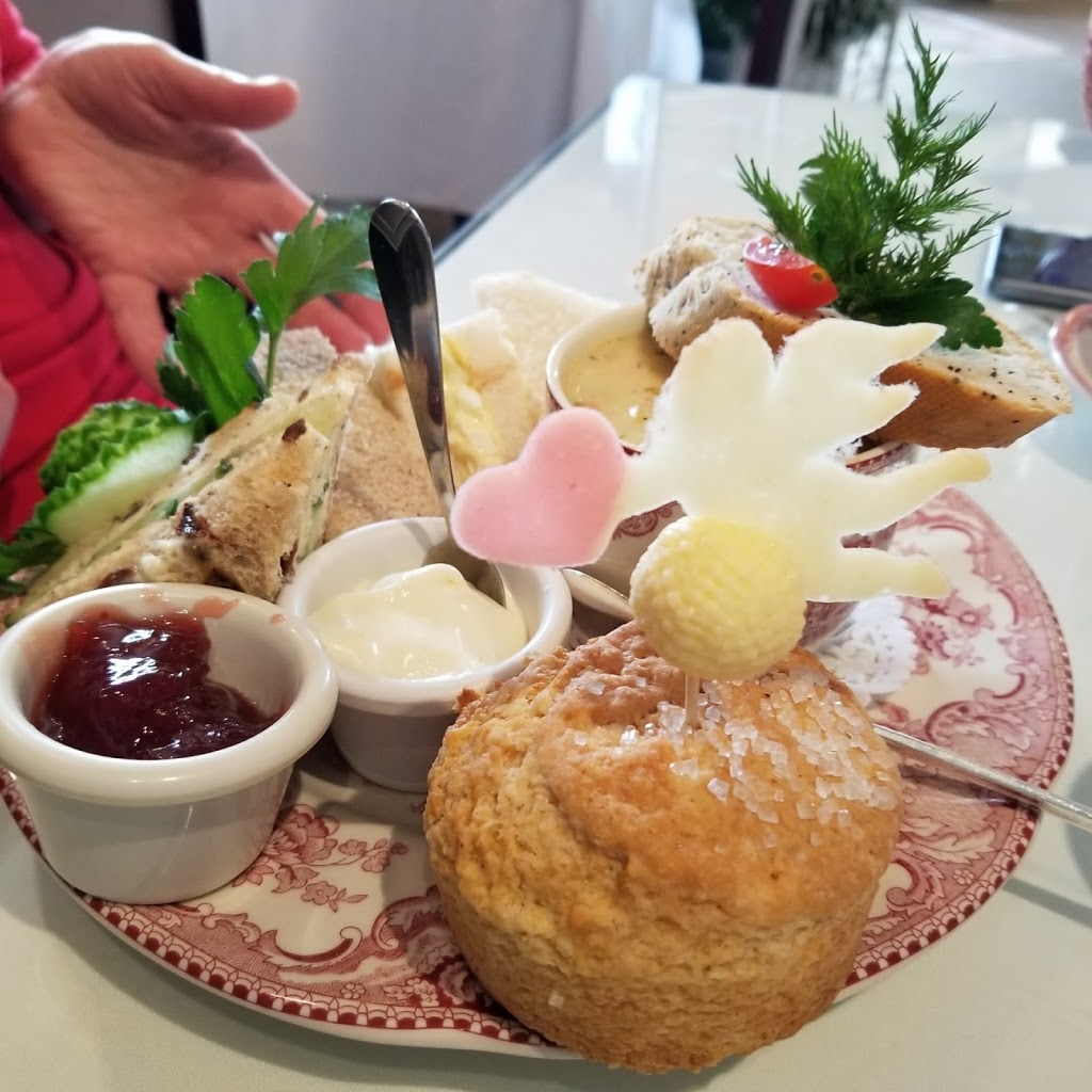 Annabelles Tea Room & Restaurant | 76 Main St E, Kingsville, ON N9Y 1A2, Canada | Phone: (519) 733-0967