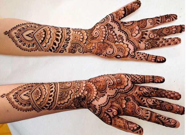 Henna Dreams | Chevron Prince Path, Oshawa, ON L1L 0H4, Canada | Phone: (647) 997-1604