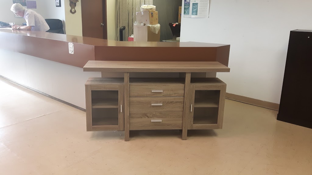 Brooks Outlet Furniture | 142 Hartzel Rd, St. Catharines, ON L2P 1N8, Canada | Phone: (905) 641-2992