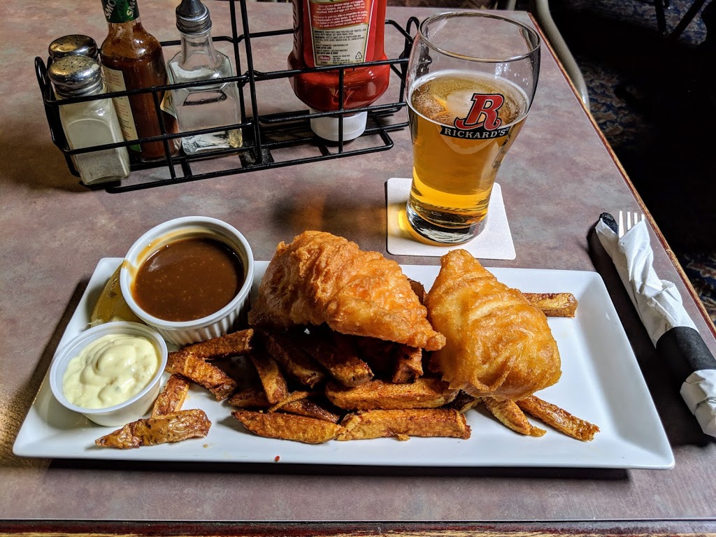 Goodfellows Pub | 3046 106 St, Edmonton, AB T6J 4A6, Canada | Phone: (780) 431-1111