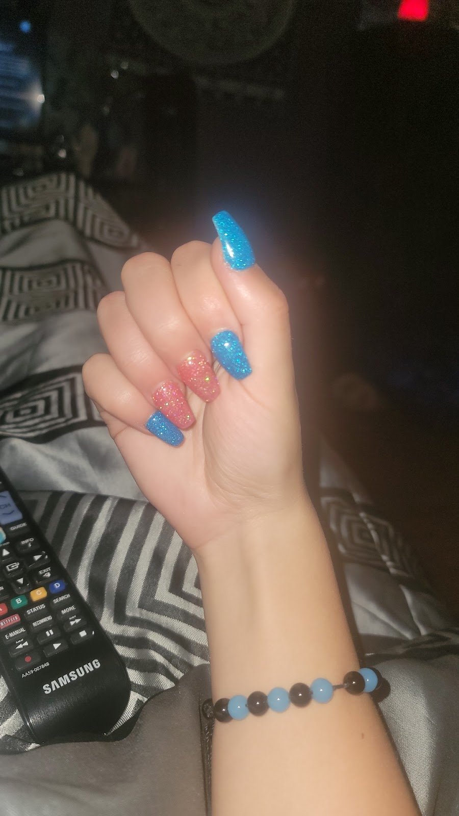 Q Nails | 8807 100 St #5, Morinville, AB T8R 1V5, Canada | Phone: (780) 939-0199