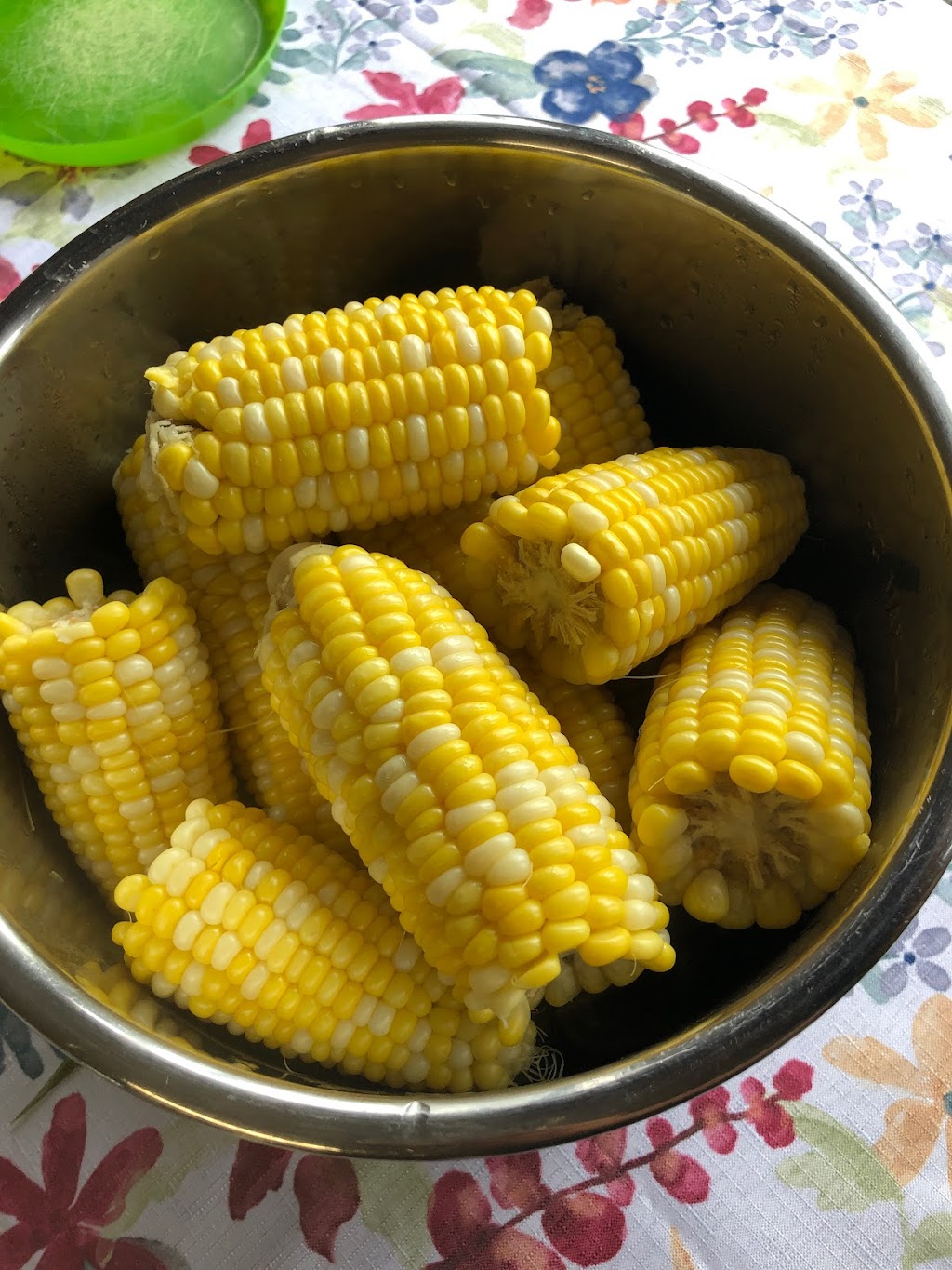 Van Tol’s Sweet Corn Guelph | 7857 Eastview Rd, Guelph, ON N1H 6J1, Canada | Phone: (905) 536-1283