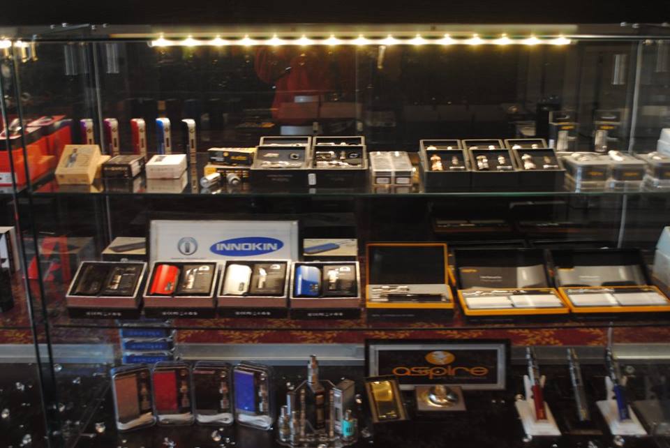 Diamond Vapor Co. | 640 10th St W #4, Owen Sound, ON N4K 3R9, Canada | Phone: (519) 376-9853