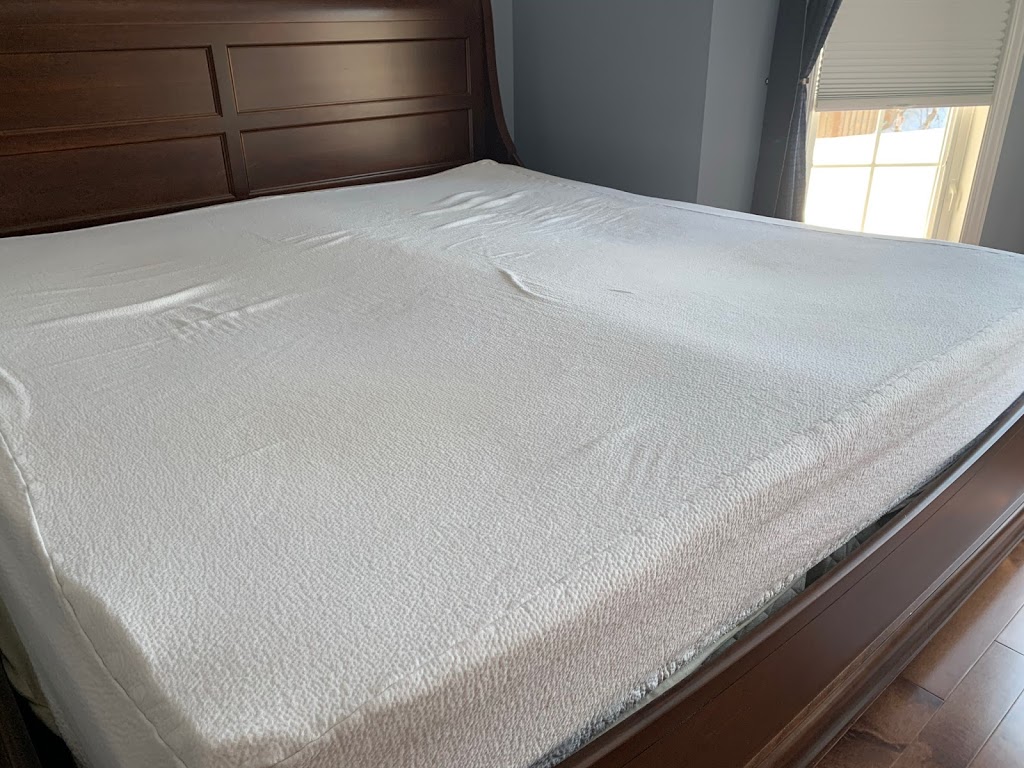 Dormio Organic Beds Mississauga | 2575 Dundas St W #25, Mississauga, ON L5K 2M6, Canada | Phone: (905) 608-1135