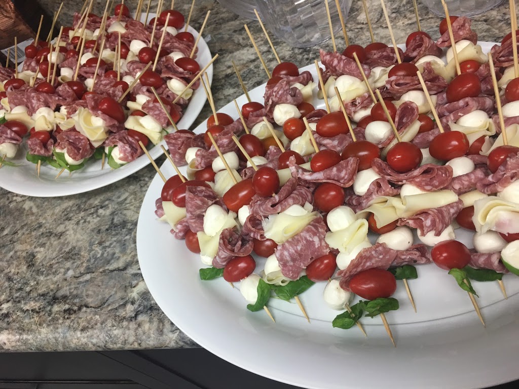 Julias Bistro and Catering | 217 Niagara St, Dunnville, ON N1A 2A9, Canada | Phone: (905) 229-2929