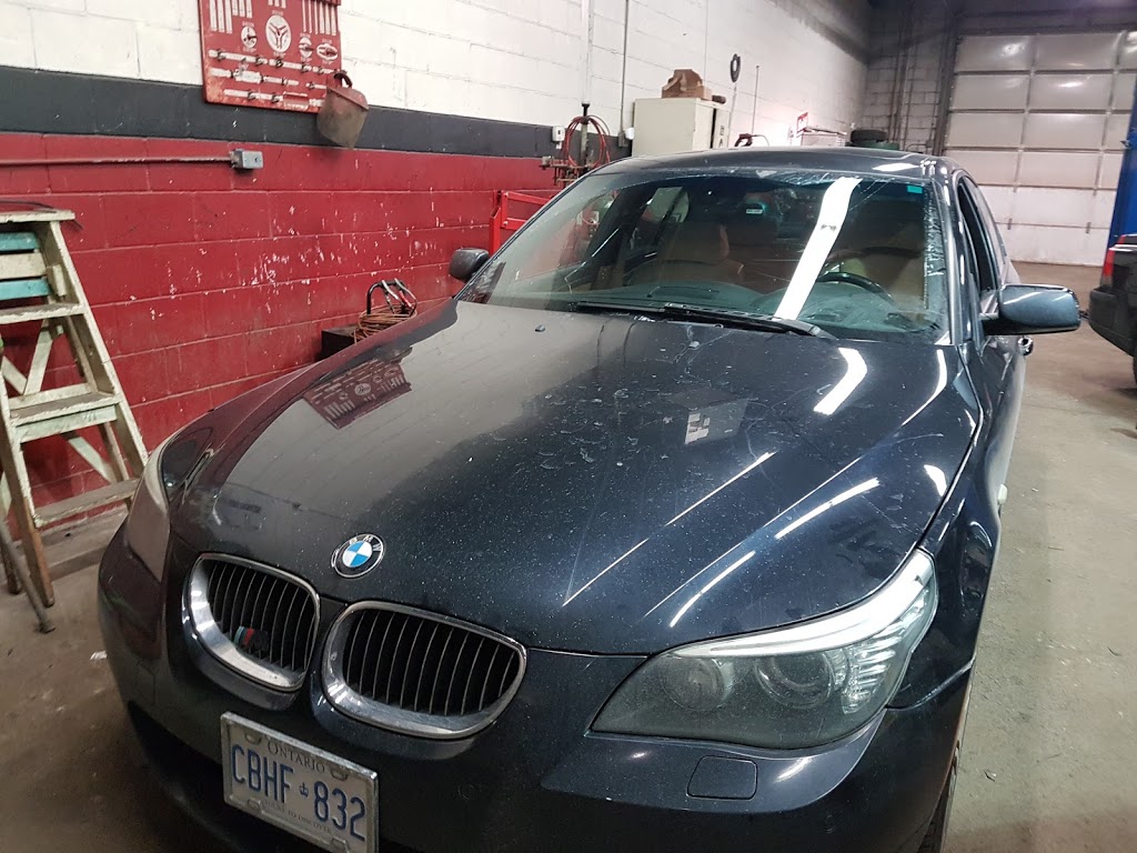 DannyAutoGlass | 539 Jevlan Dr unit A, Vaughan, ON L4L 8W1, Canada | Phone: (905) 456-3266