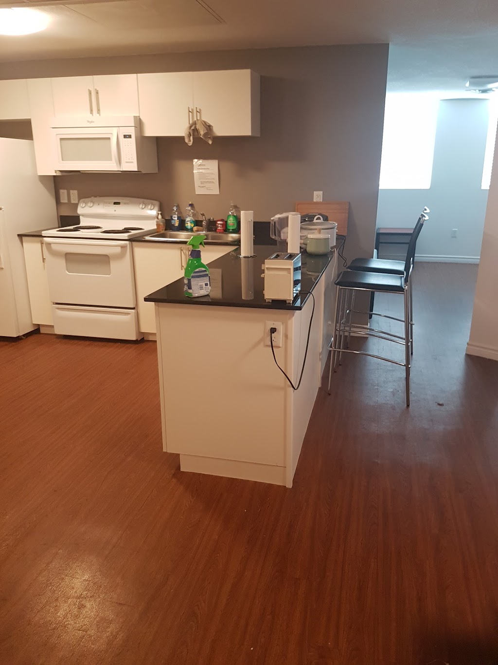 MainCline Residences 1100 | 1100 Main St W, Hamilton, ON L8S 1X1, Canada | Phone: (289) 201-1066