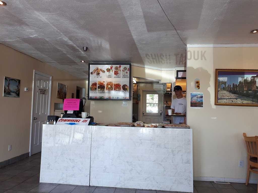 Pita Zone | 35 Rue Principale, Lachute, QC J8H 3R8, Canada | Phone: (450) 409-1775