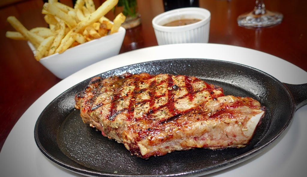 Cattlemens Chophouse | 234 Hwy Avenue N, Picture Butte, AB T0K 1V0, Canada | Phone: (403) 732-4546