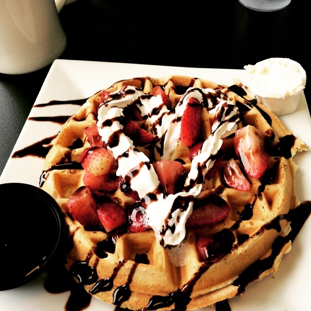 The Poked Yolk | 3100 Transit Rd, Buffalo, NY 14224, USA | Phone: (716) 656-9655