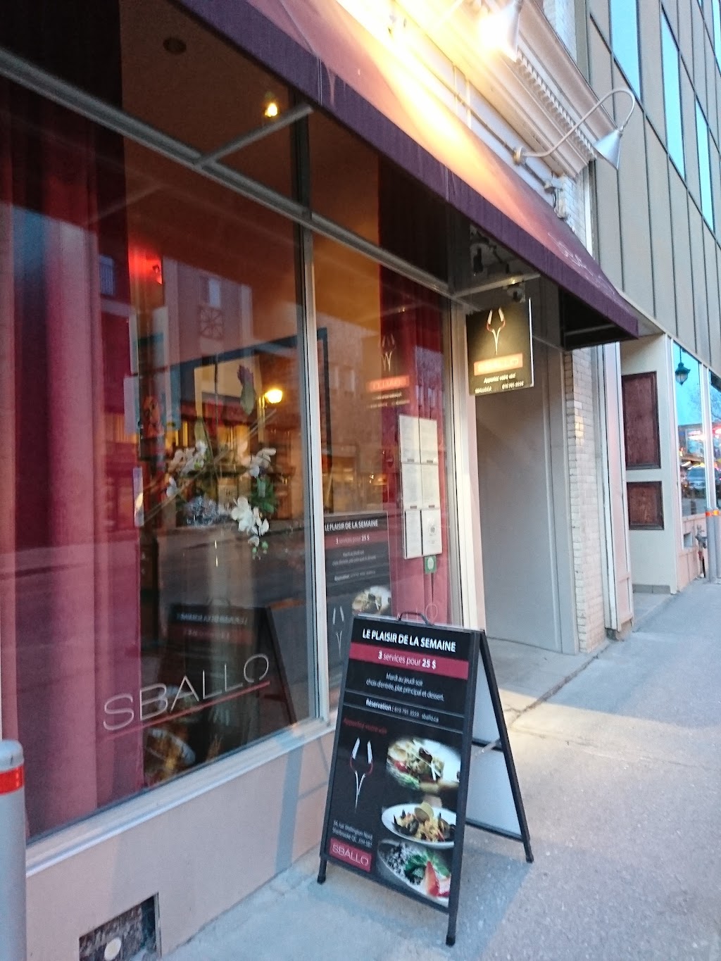 Sballo | 34 Rue Wellington N, Sherbrooke, QC J1H 5B7, Canada | Phone: (819) 791-3559