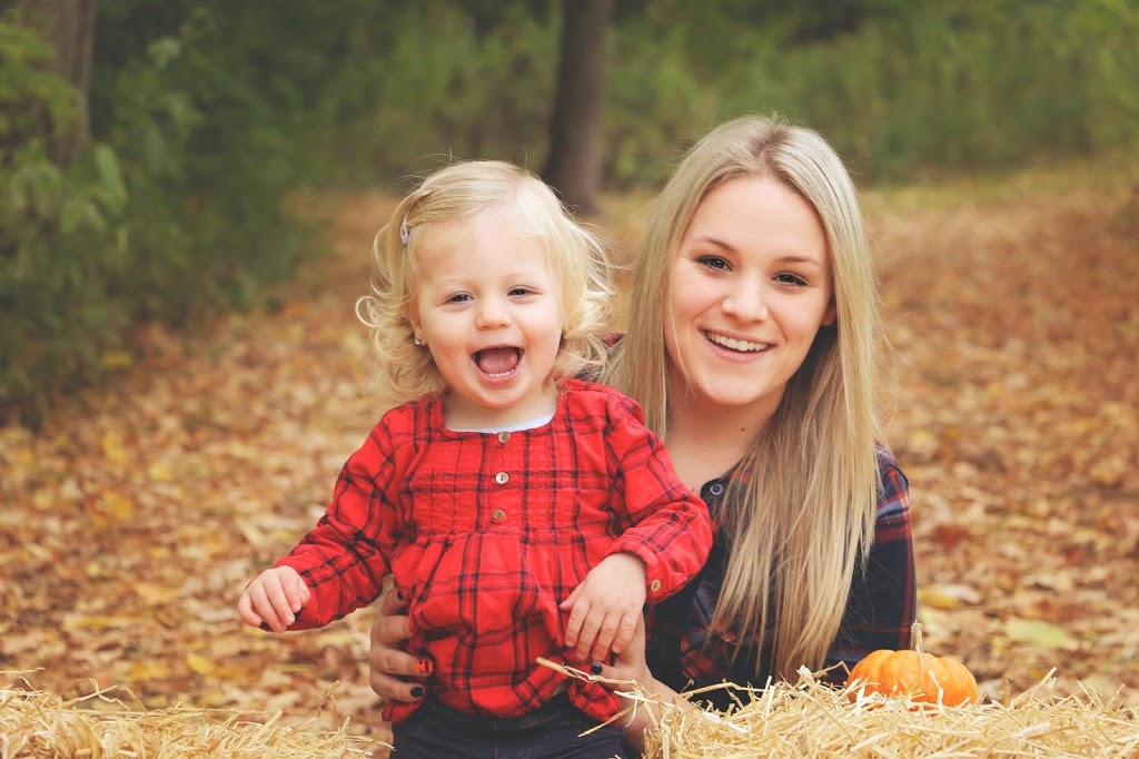Moments We Live For | 2122 Brampton St, Hamilton, ON L8H 3T3, Canada | Phone: (905) 912-5046