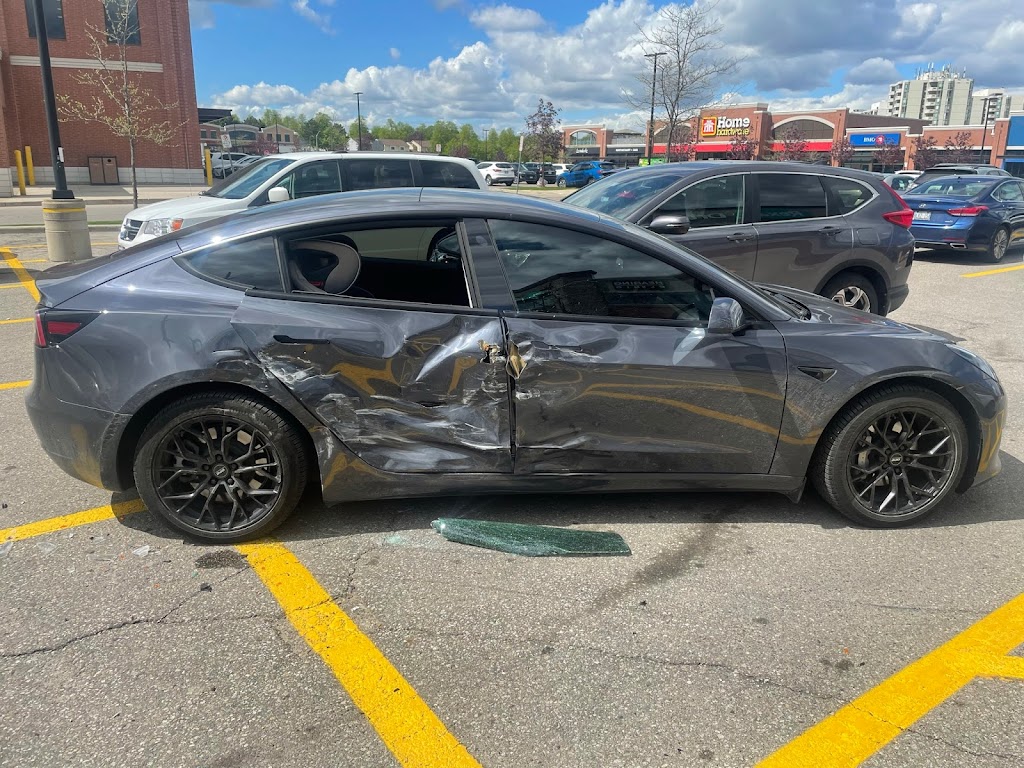 Tesla Collision | 891 Progress Ct, Oakville, ON L6L 6K1, Canada | Phone: (289) 813-0630