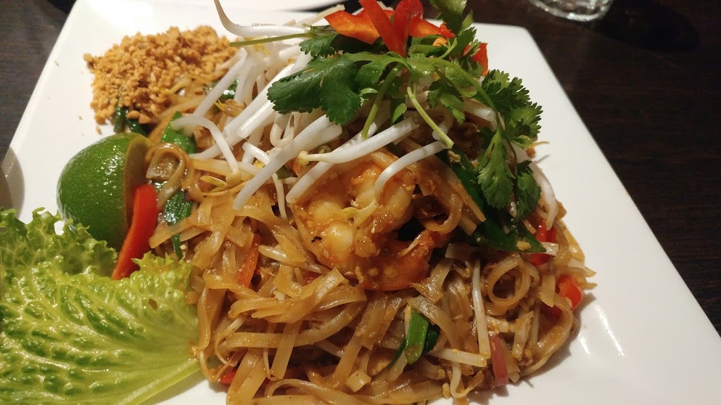 BowThai restaurant | 4755 Leslie St, North York, ON M2J 2L3, Canada | Phone: (416) 490-8424