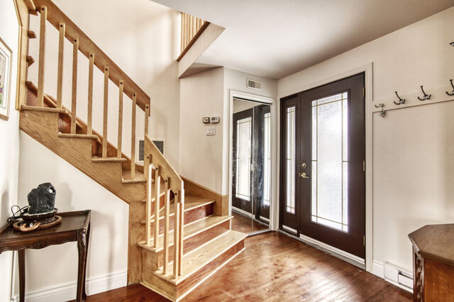 Lyne Gagné courtier immobilier et hypothécaire | 7785 Ch. de Chambly, Saint-Hubert, QC J3Z 0B3, Canada | Phone: (438) 812-3114