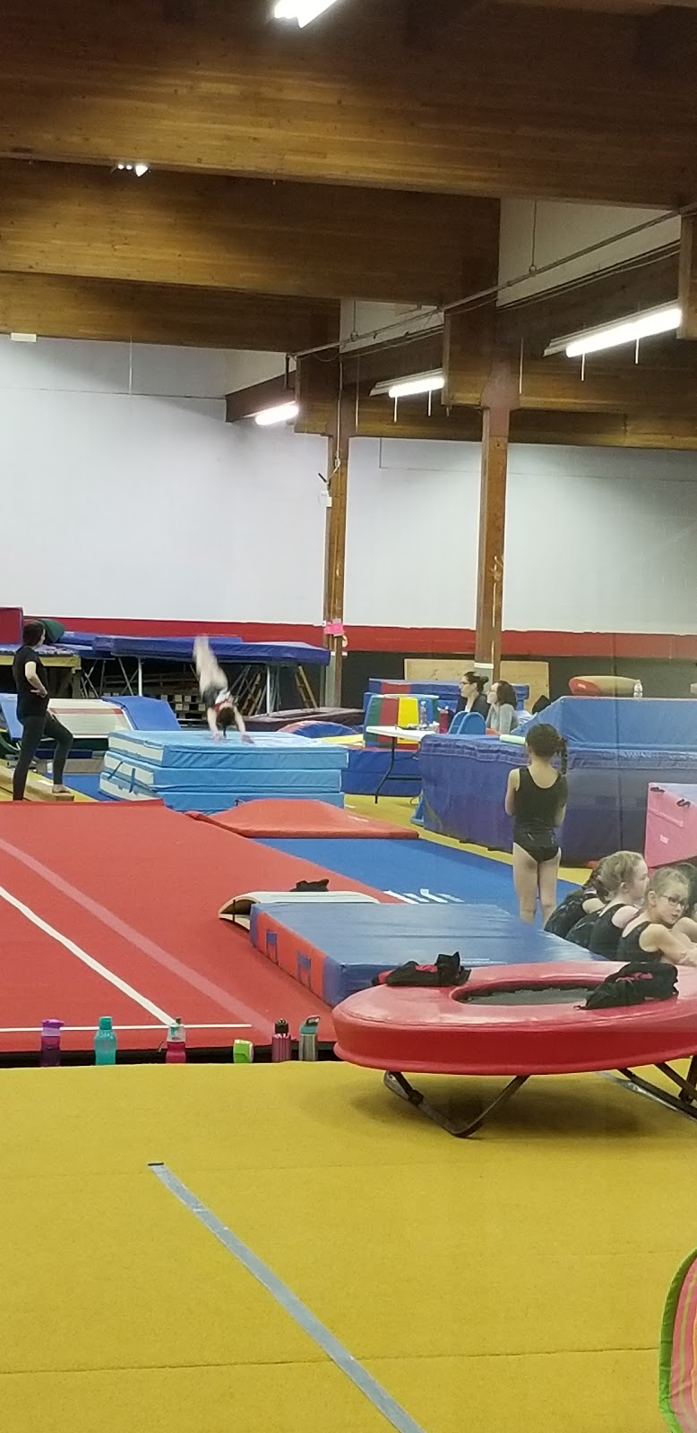 Hillcrest Sports Centre | 1599 Main St N, Moose Jaw, SK S6J 1L5, Canada | Phone: (306) 693-1921