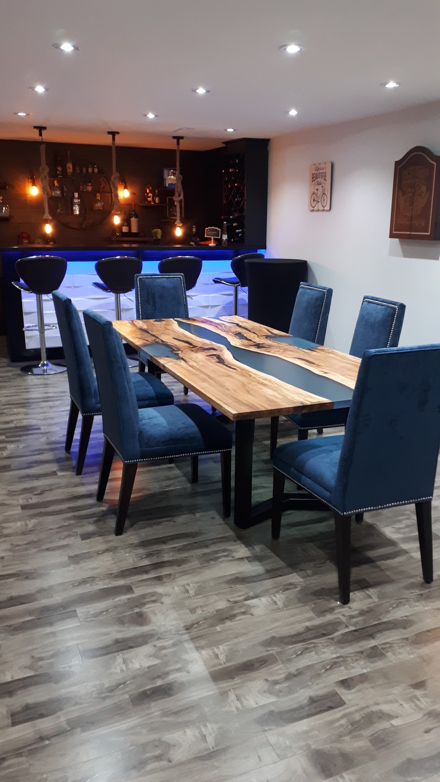 Woodcraft Solid Wood Furniture | 2111 Dunwin Dr #4, Mississauga, ON L5L 3C1, Canada | Phone: (905) 607-2247