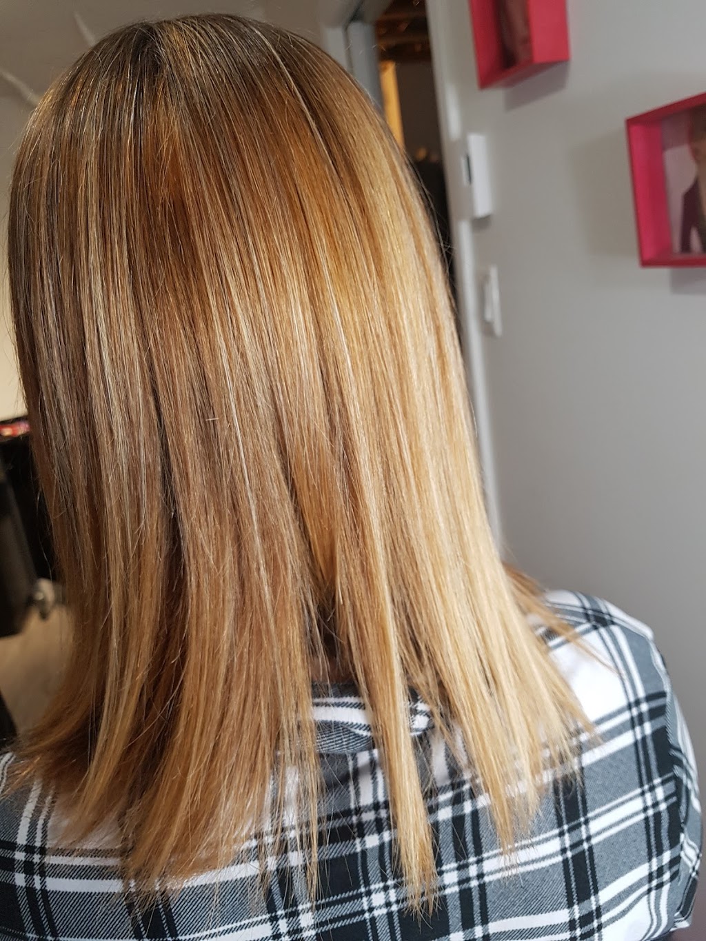 Coiffure Bellerose | 6 Rue des Spirées, Pont-Rouge, QC G3H 0C9, Canada | Phone: (418) 873-8005