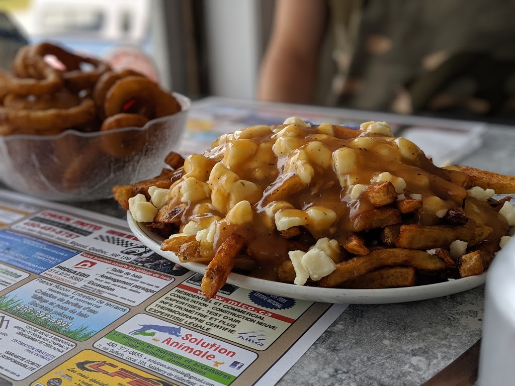 Restaurant Deux Freres | 119 338 Rte, Les Coteaux, QC J7X 1A2, Canada | Phone: (450) 267-9491