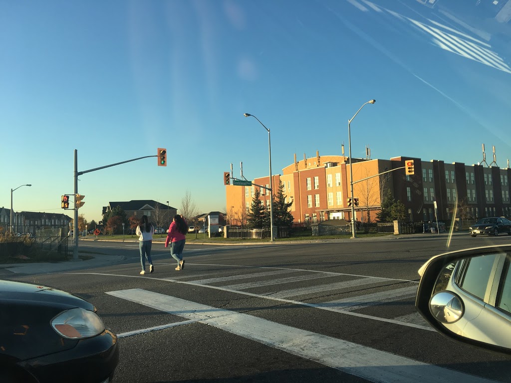 Maple Grove Care Community | 215 Sunny Meadow Blvd, Brampton, ON L6R 3B5, Canada | Phone: (905) 458-7604