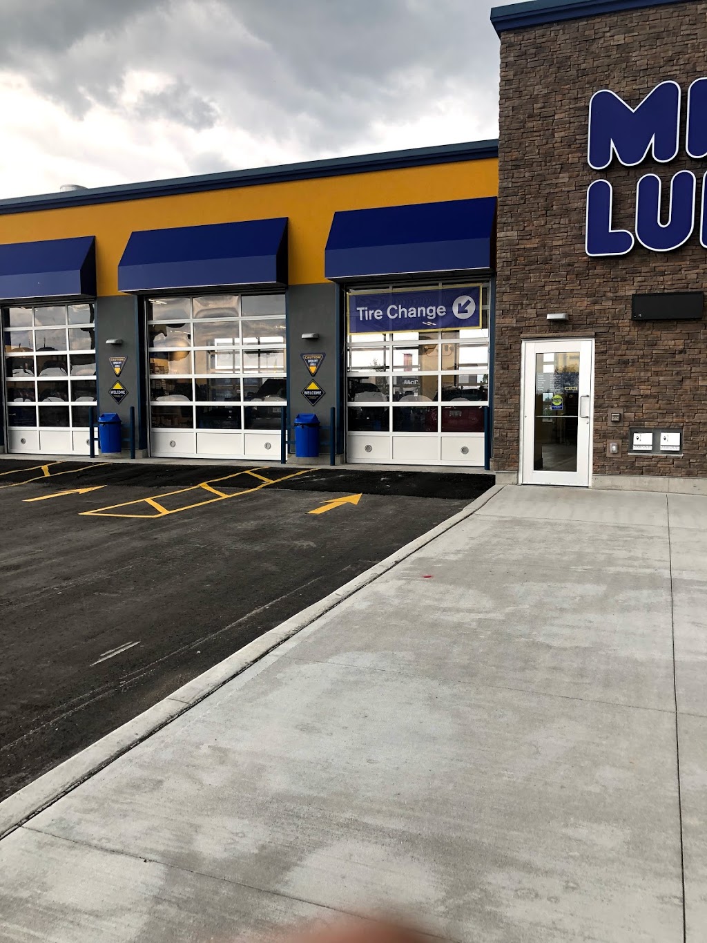 Mr. Lube | 1185 Fanshawe Park Rd W, London, ON N6G 0R9, Canada | Phone: (519) 474-9900