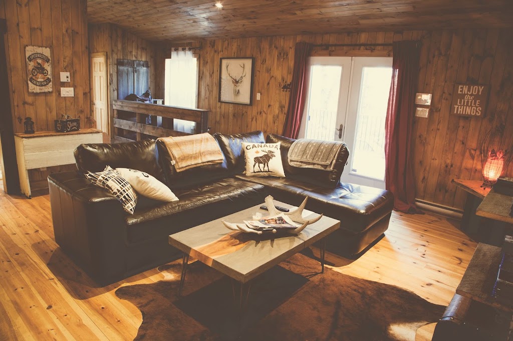 Le Shack Chic Chalet by Escapades Tremblant | 4450 Rte des Tulipes, La Conception, QC J0T 1M0, Canada | Phone: (877) 907-3479
